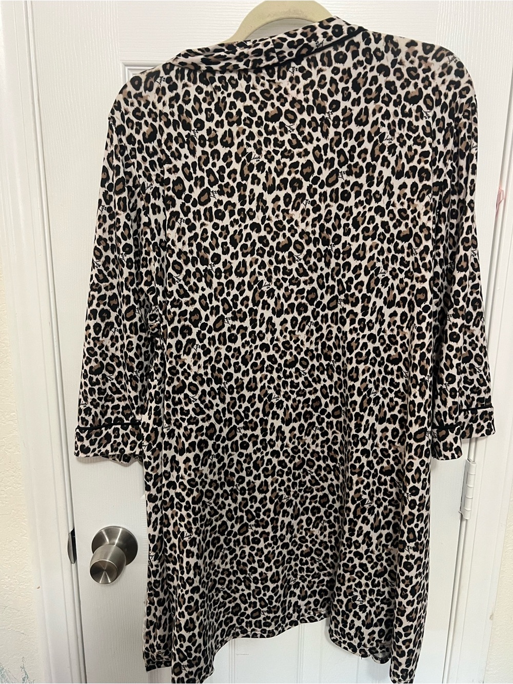 NWOT Betsey Johnson Leopard Print Lightweight Robe